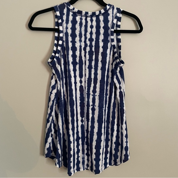 Athleta Blue & White Tie Dye Breezy Racerback Tunic Tank Top Size xs - Picture 4 of 7